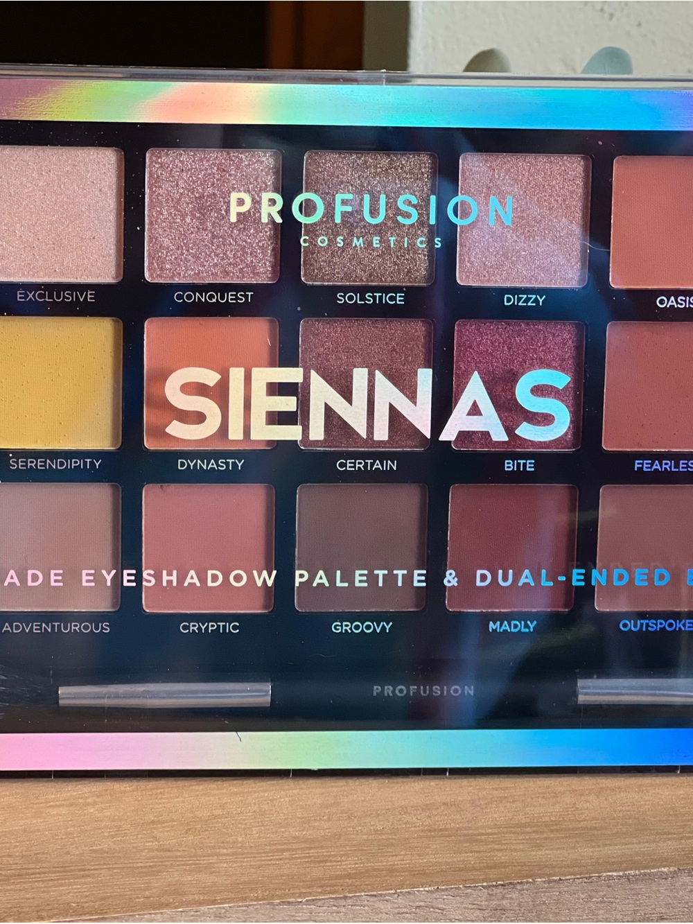 Profusion Cosmetics Siennas Warm Neutrals & Copper Eyeshadow Palette